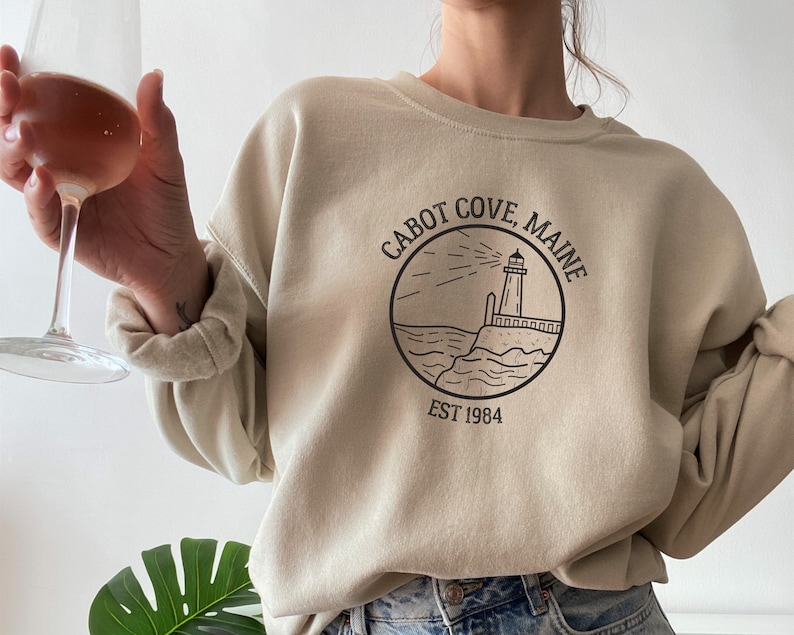 Cabot Cove Sweatshirt, Murder She Wrote Sweatshirt, Jessica Fletcher Sweatshirt, Cabot Cove Maine Shirt, Murder Mysteries Shirt, Maine Shirt bild 2