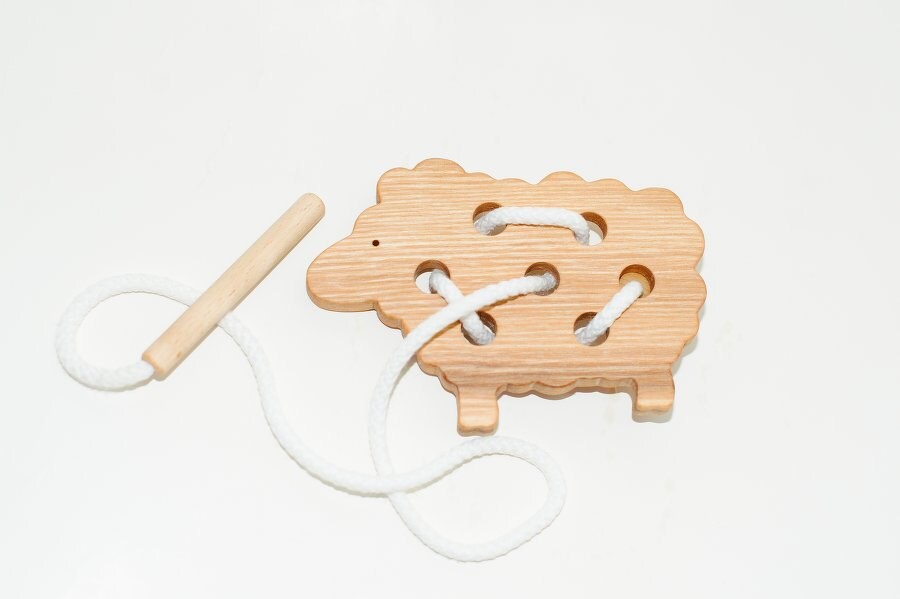 Packung mit 2 Kid Holzschnürung Käse Lernen Lernspielzeug für Baby 