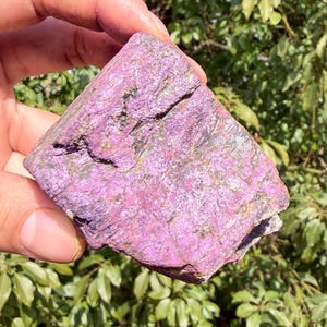 404 gramy Purpurite Surowy Kryształ Fioletowy z Namibii ~ Naturalny Kryształ Kamienny
