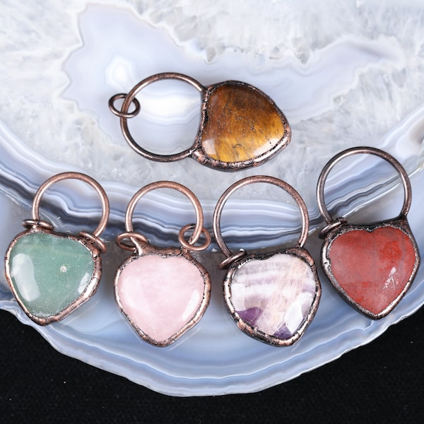 Natural Heart Gemstone Pendant,Rose Quartz Decorate,Antique Tiger Eye Crystal Quartz Amethyst Pendant Bronze Big Heart Hoop Charms