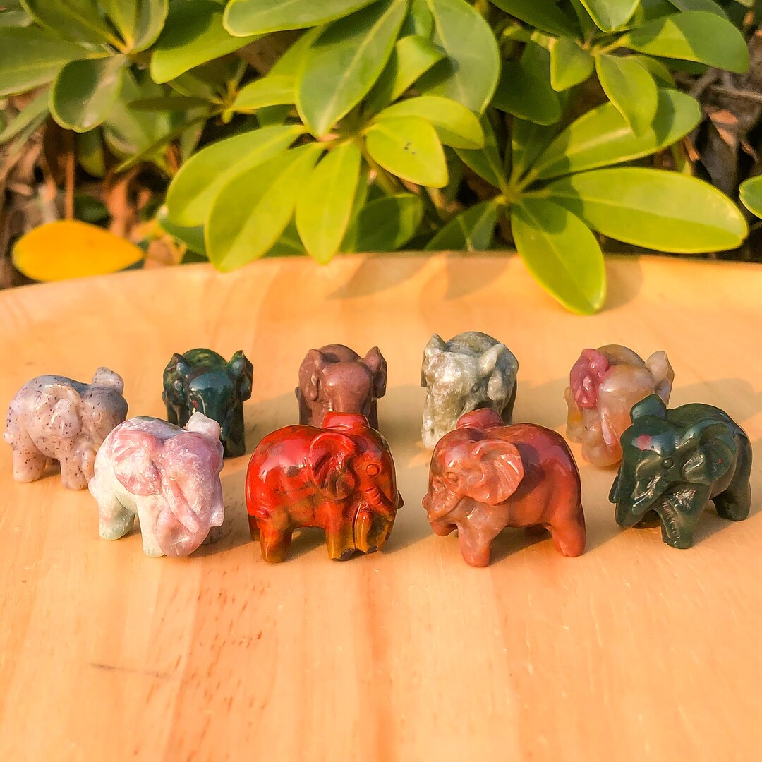 Crystal Elephant Figurine,hand Carved Gemstone Elephant,india Agate