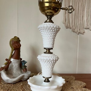 Vintage Hobnail Milk Glass Brass Table Lamp Turnkey 13” WORKS!