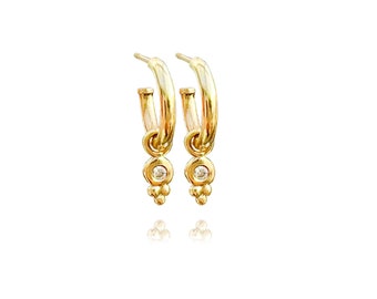 Aros de oro macizo de 9 quilates con diamantes y gotas de granulación