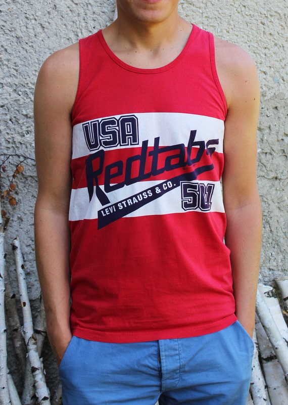 levi's red and white top