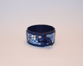 Bangle bracelet rigide et argile de polymère de boucle d'oreille donna. Bleu, Orange, blanc, vert, fait main, unique pièce.