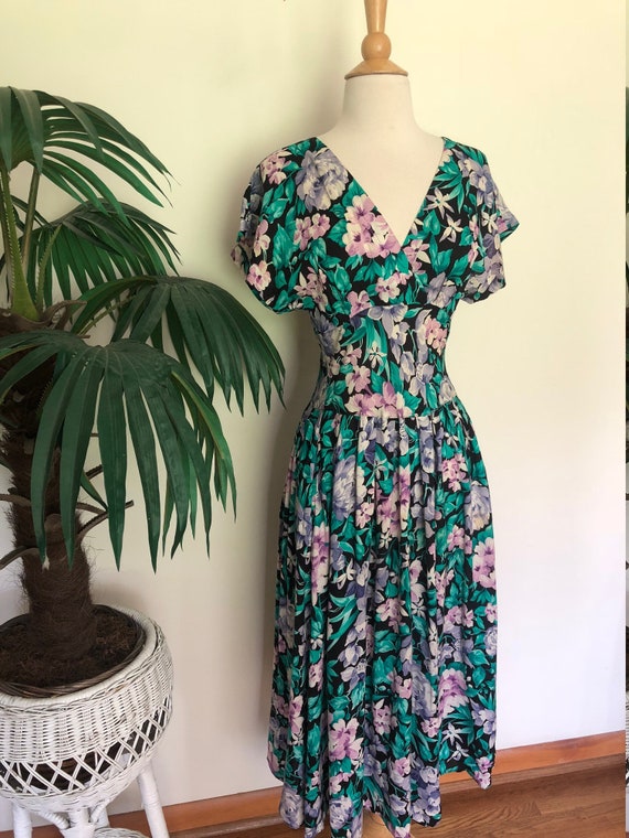 VIntage Purple and green floral dress/80s/Small - image 1