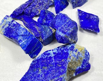 AAA koningsblauwe lapis lazuli | Ruwe steen voor het maken van sieraden (402 gram)