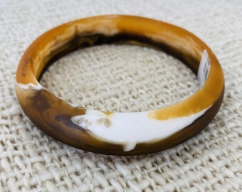 Resin Classic Bangle Horn