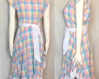 Vestido sin mangas con volantes a cuadros pastel de los años 70 y 80 (talla S/M)