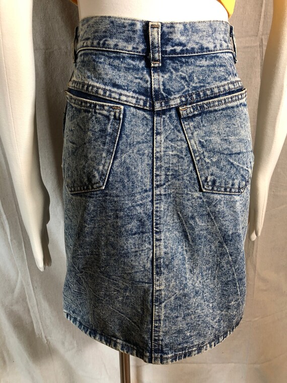 80s 90s Acid Wash Denim Pencil Skirt S - image 3