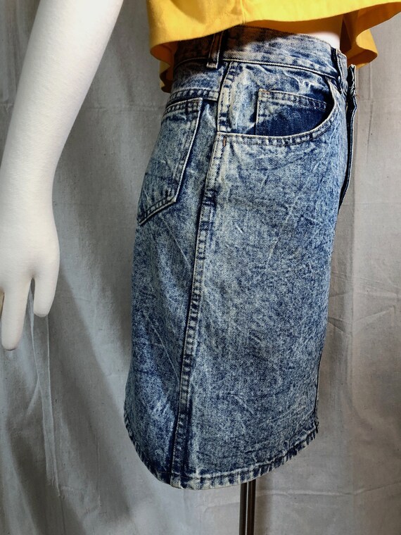 80s 90s Acid Wash Denim Pencil Skirt S - image 5