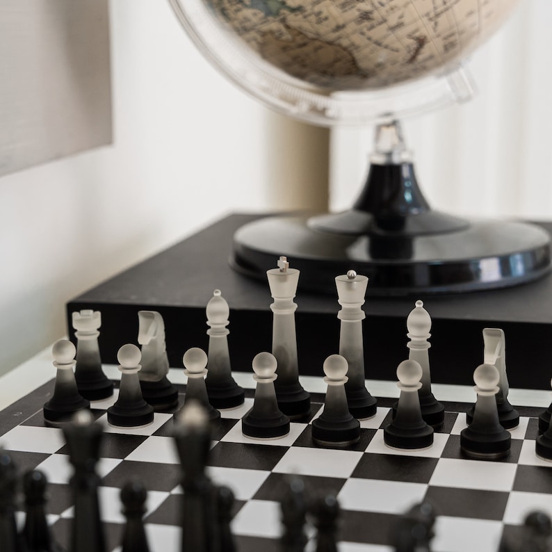 Handmade Chess Set, Monochrome Chess Set, Resin Chess Pieces, 11inch Personalized Chess Board, The King size 2.75", Premium Gift for Him image 9