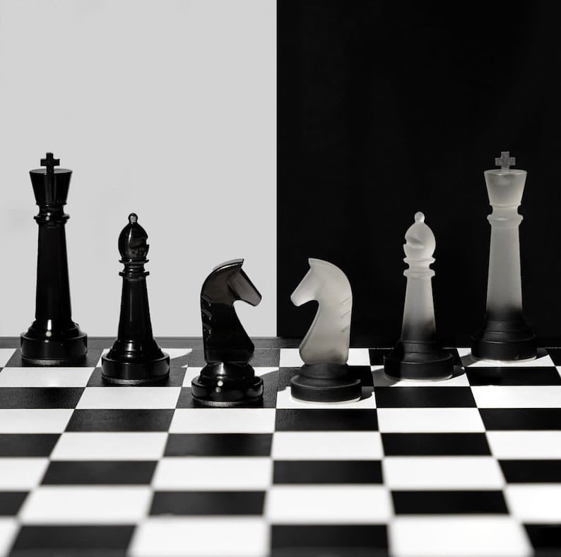 Handmade Chess Set, Monochrome Chess Set, Resin Chess Pieces, 11inch Personalized Chess Board, The King size 2.75", Premium Gift for Him FULLSET+EXTRA2QUEENS