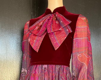 1970s burgundy Harzfelds maxi dress