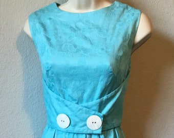 1960s sleeveless dress