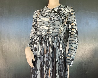 1970s gray, white and black dress