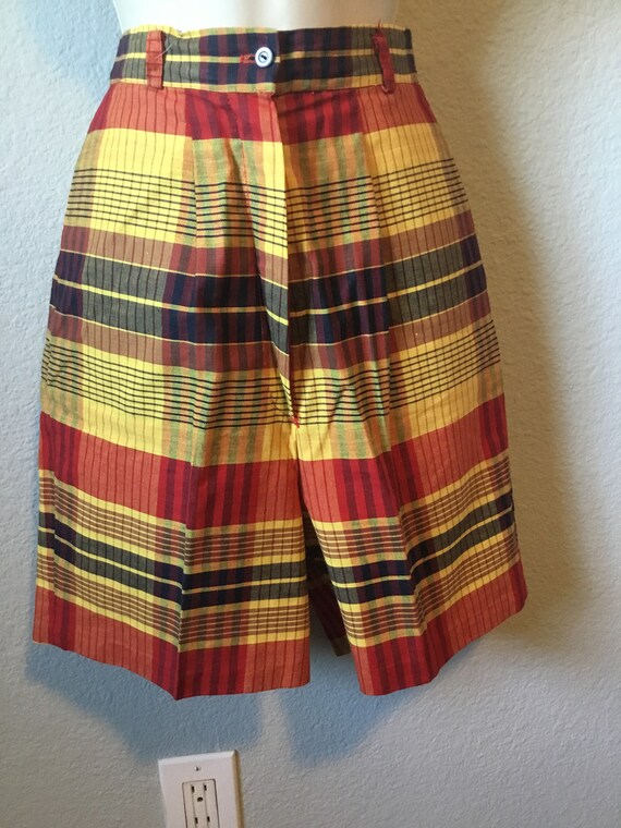 1950s ladies Bermuda shorts