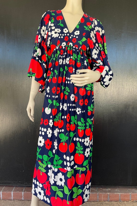 1970s blue, green, white and red dress