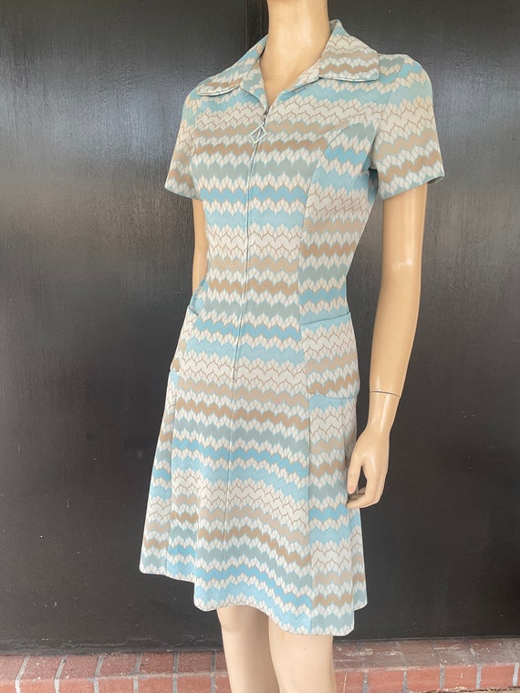 1970s beige, blue and gray dress