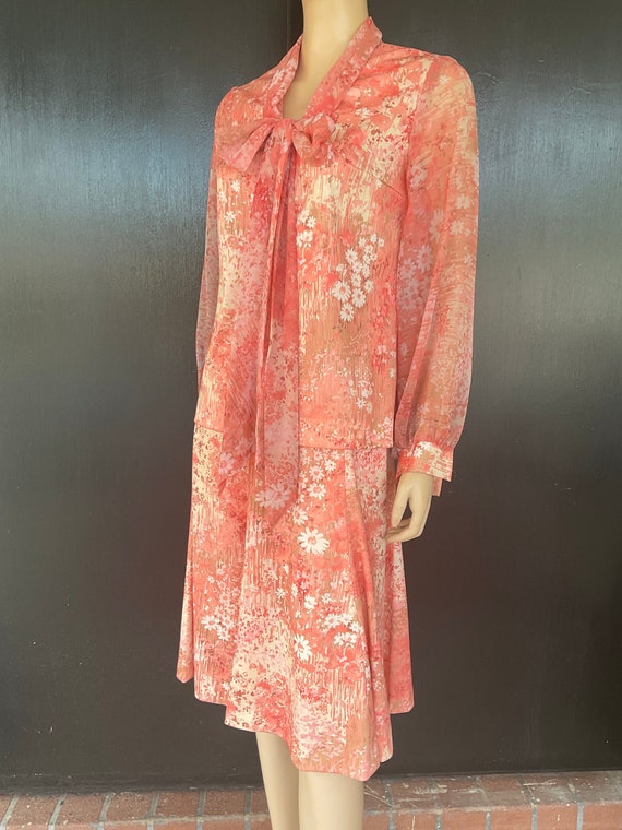 1970s pink and peach dress