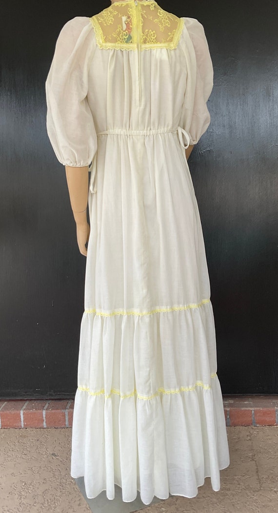 1970s white and yellow Jody T dress - image 2