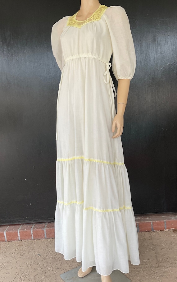 1970s white and yellow Jody T dress