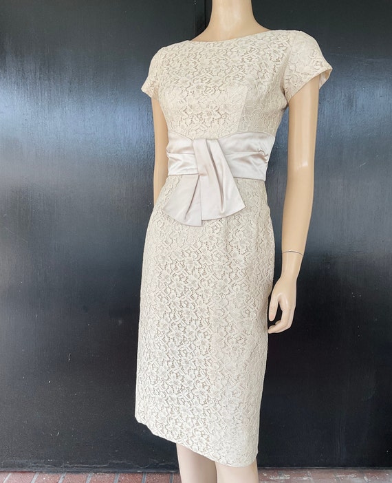 1950s cream lace Jr. Theme dress