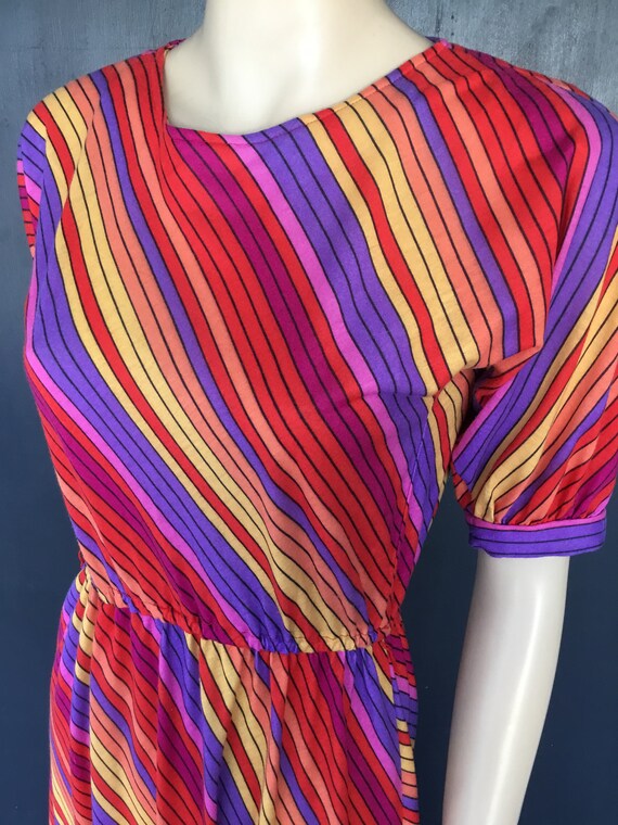 1980s multi color stripe Kara of California pullo… - image 2