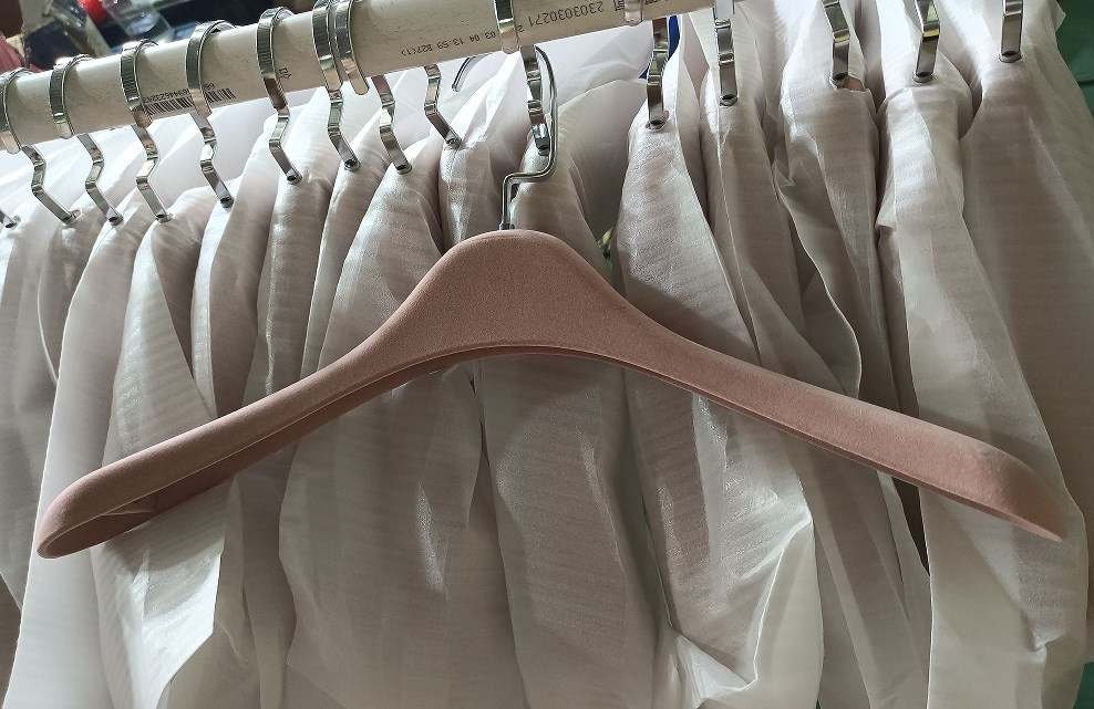 Pink Decorative Top Hanger main image 0