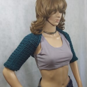 Spruce Bulky Acrylic/Superwash Wool Shrug