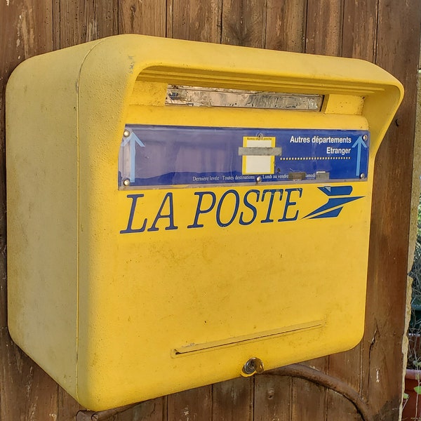 Französischer Laposte Vintage Briefkasten / Sehr großer französischer Post oder Briefkasten / Vintage Briefkasten mit Schlüssel / Französischer Stadtbriefkasten / Französischer Alu Briefkasten