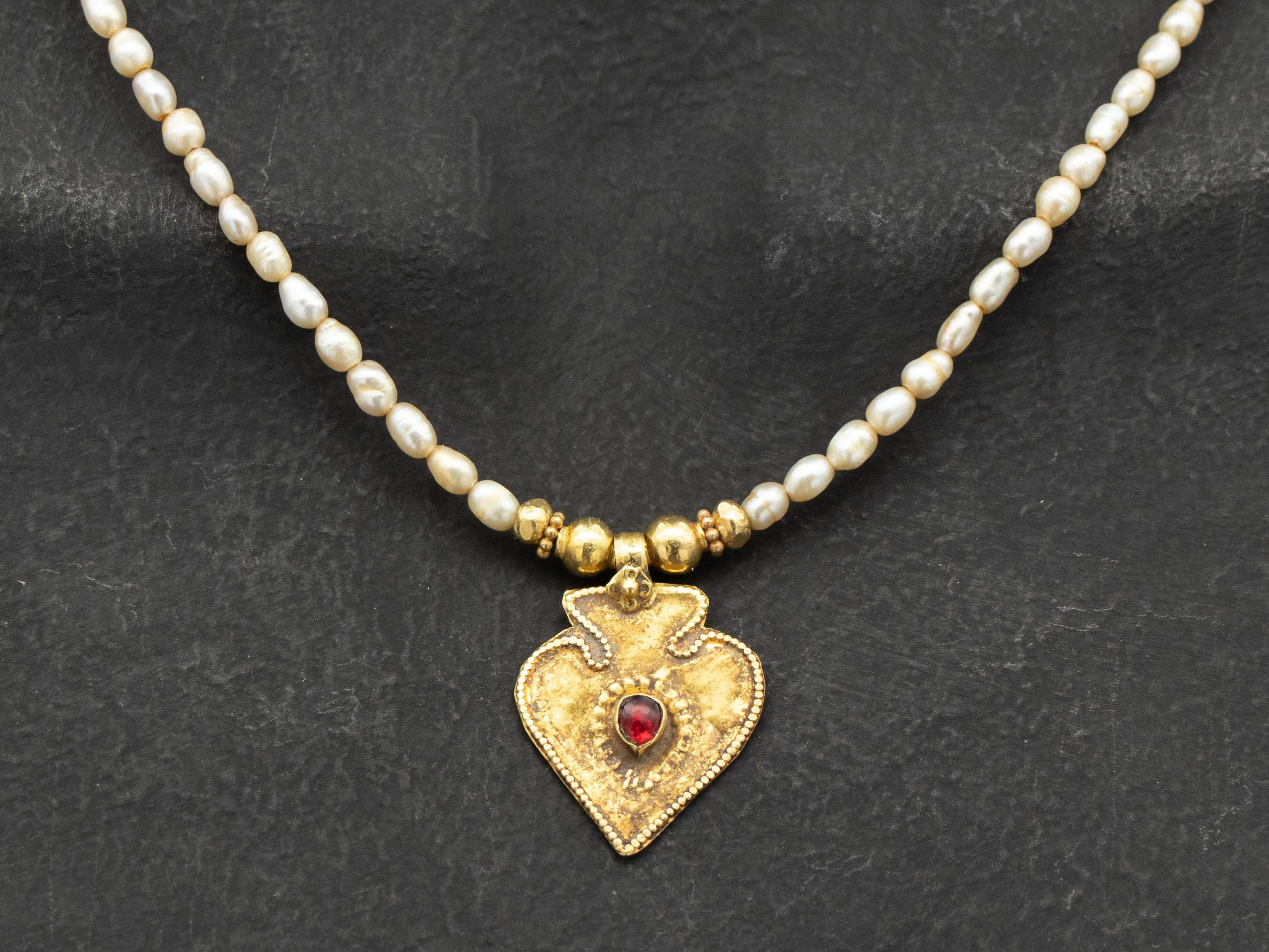 Antique Gold India Pendant Necklace 