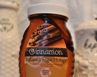 Cinnamon Infused Raw Honey with Organic Cinnamon Sticks (8 oz)