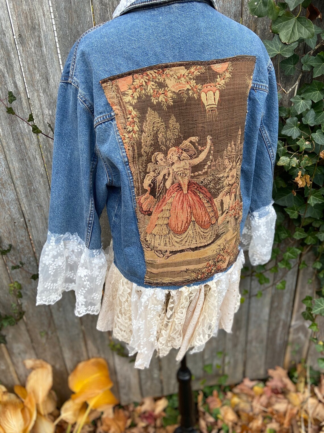 Sunflower Equestrian Tapestry Half Sleeve Shirt Jacket