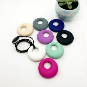 Sensory Chew-ketting voor volwassenen en tieners: discrete siliconen kauwhanger. Siliconen sieraden