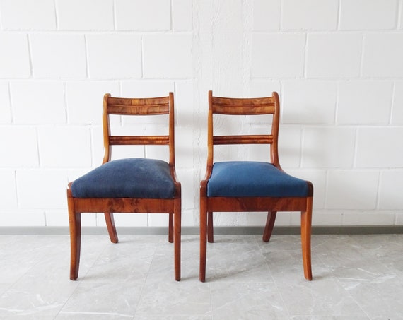 Biedermeier chair set of solid walnut and nut root veneer, antique upholstered chairs