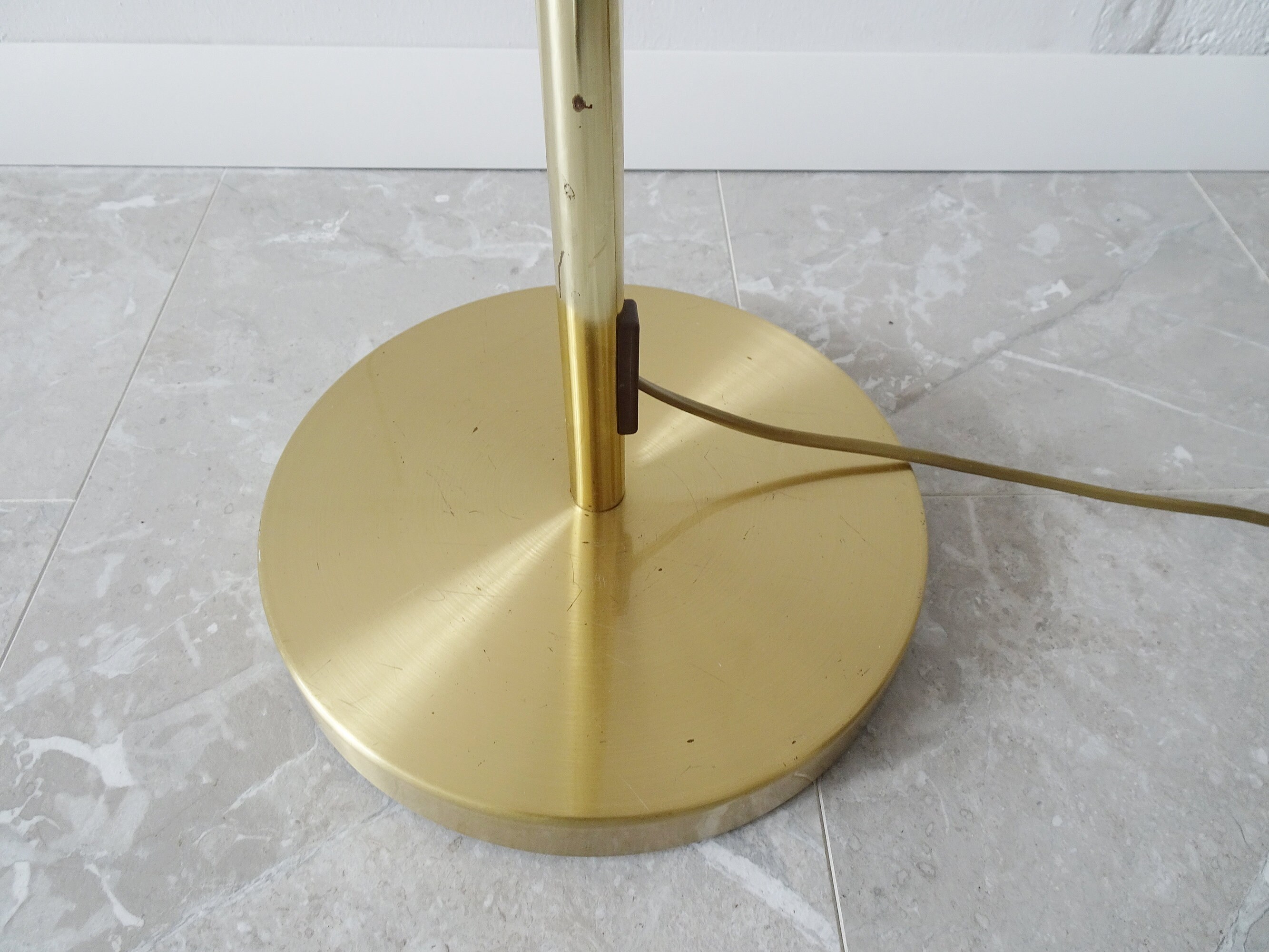 Höhenverstellbare Messing Stehlampe von Sölken Leuchten | Etsy