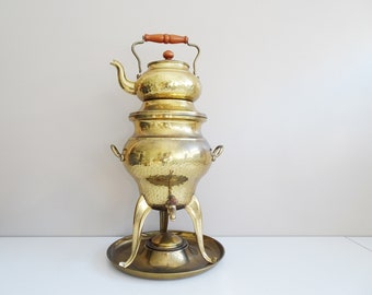Samovar with pot from Stöckli, tea maker with burner made of solid brass