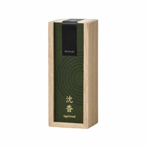 May include: A wooden box with a green label that says "hitoki" and "Agarwood" in gold lettering. The label also has a Japanese character that says "洗香".