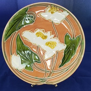 Villeroy & Boch – Majolica Water Lily Plate – 9.5 in.