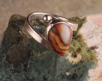Sterling Silver By Pass ring with pear shape Agate