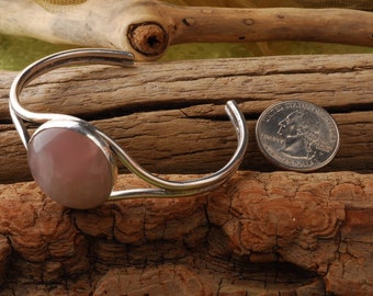 Rose quartz split shank bracelet