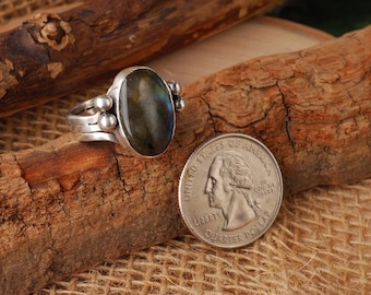 sterling silver Labradorite ring