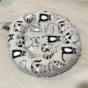 Cat Print Donut Bed for Rats, Ferrets, Chinchillas, Guinea pigs, Sugar Gliders, Hedhehogs, and other Small Animals