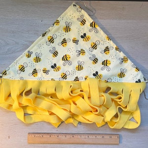 Bumblebee Print Fleece Forest Corner Hammock Hide for Rats, Guinea Pigs, Chinchillas, Ferrets, Hedgehogs, and other Small Animals