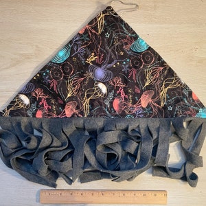 Colorful Jellyfish Print Fleece Forest Corner Hammock Hide for Rats, Guinea Pigs, Chinchillas, Ferrets, Hedgehogs, and other Small Animals