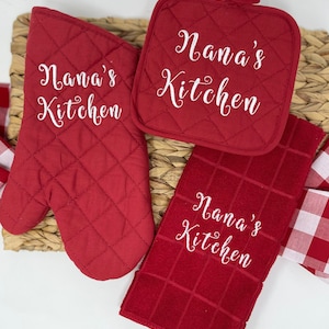 Christmas 3-pc. Oven Mitt and Kitchen Towel Set