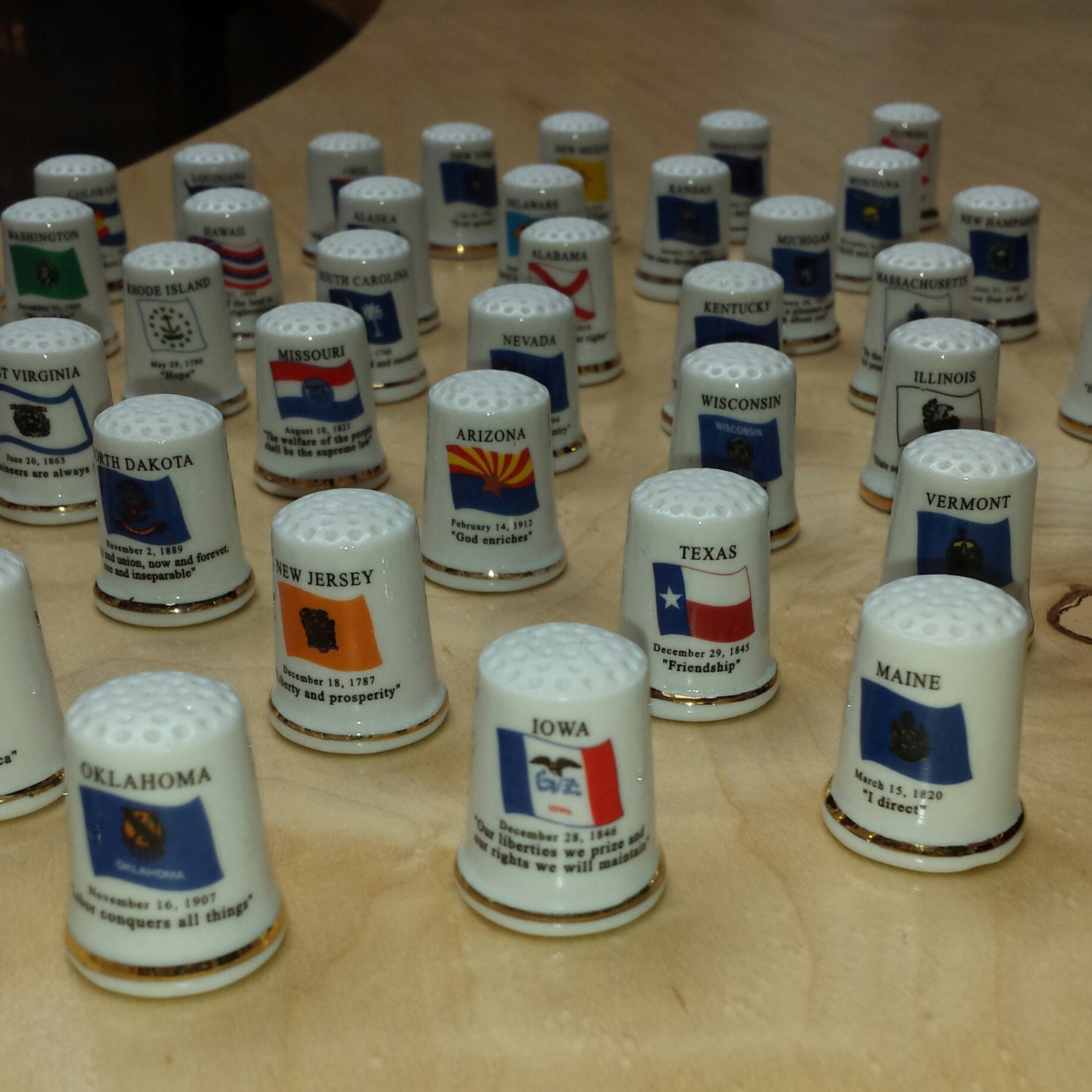 Florida Porcelain Thimble Brand New Made by Finact Collectibles Florida Porcelain Thimble Brand New Made by Finact Collectibles
