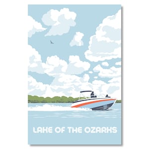 オザーク湖の空のポストカード