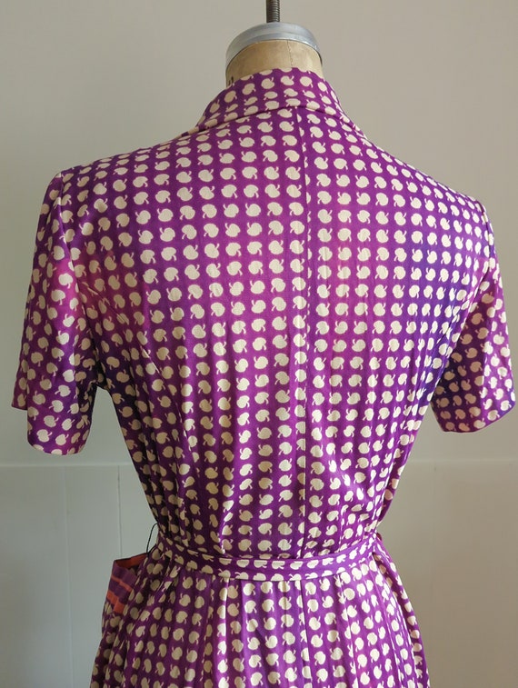 Vintage 70s Novelty Print Apple Dress Pink Purple… - image 6
